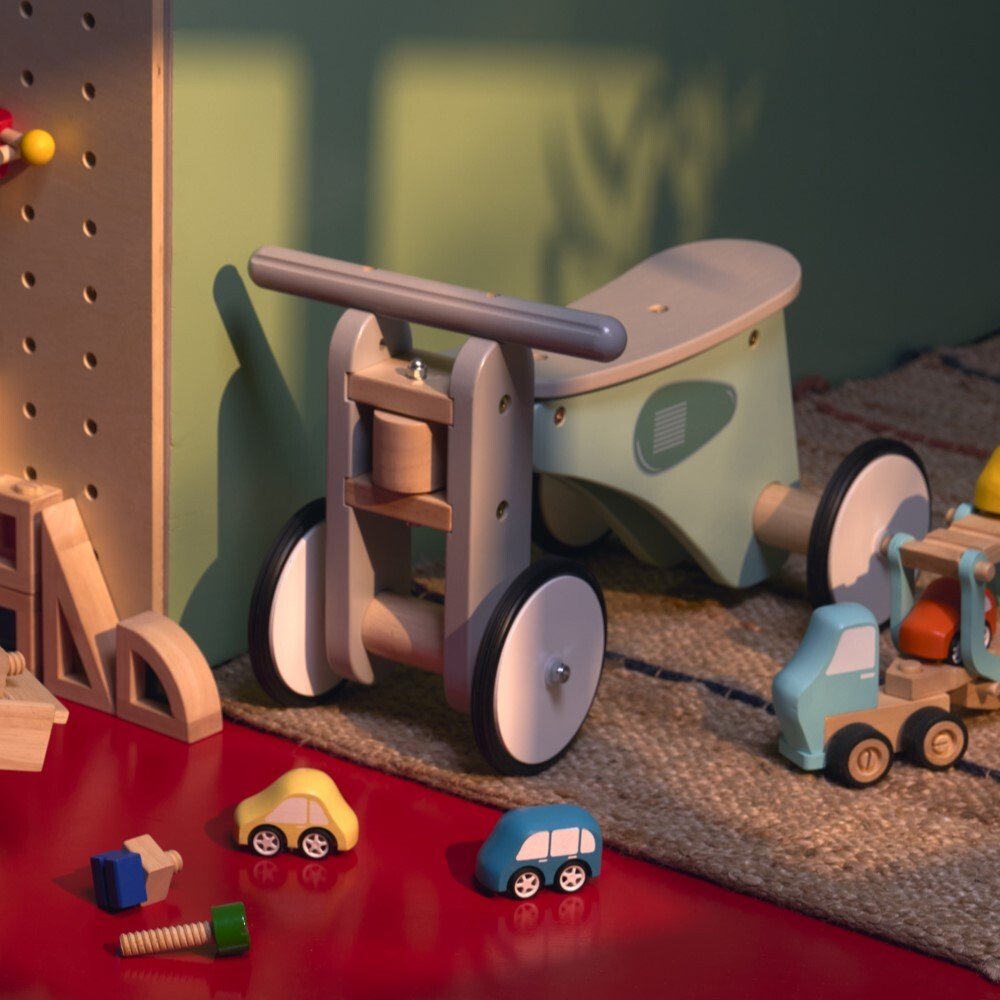 BLUE RIBBON | SCOO RIDE ON by BLUE RIBBON - The Playful Collective