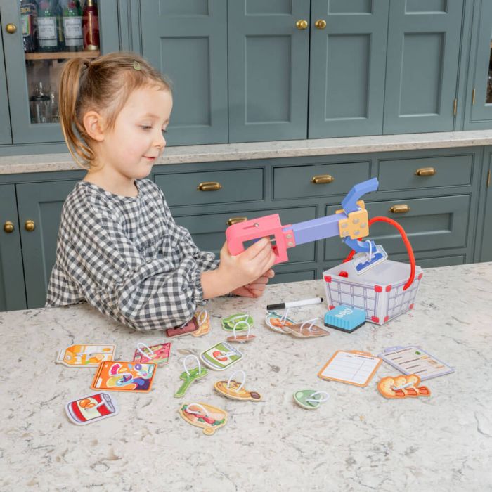 BLUEY | WOODEN GRANNIES SHOPPING SET by BLUEY - The Playful Collective