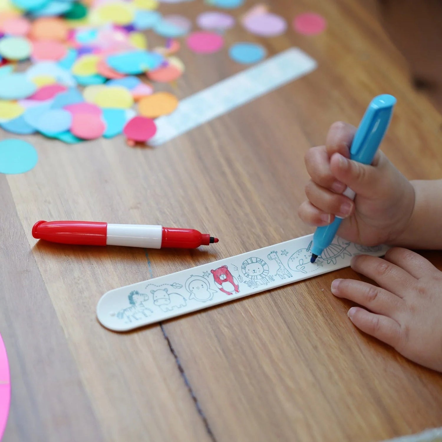 HEY DOODLE | 123 | JINGLE BELLS (SKETCHBAND) by HEYDOODLE - The Playful Collective