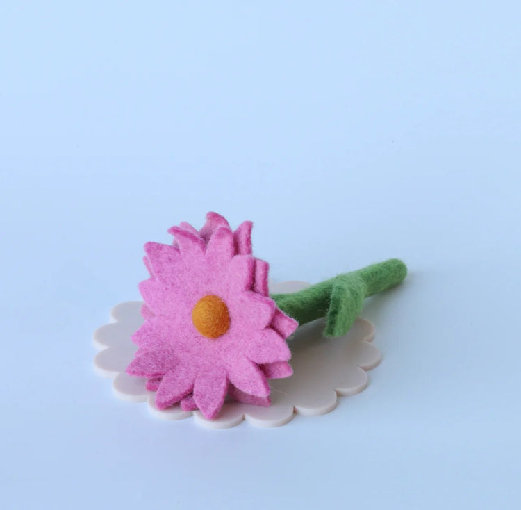 JUNI MOON | FELT DAISIES (VARIOUS COLOURS) Pink Daisies by JUNI MOON - The Playful Collective