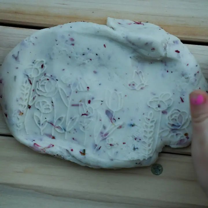 KINFOLK PANTRY | FLOWER DOUGH ECO ROLLER by KINFOLK PANTRY - The Playful Collective