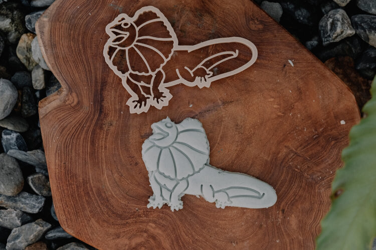 KINFOLK PANTRY | FRILLED - NECK LIZARD ECO CUTTER by KINFOLK PANTRY - The Playful Collective