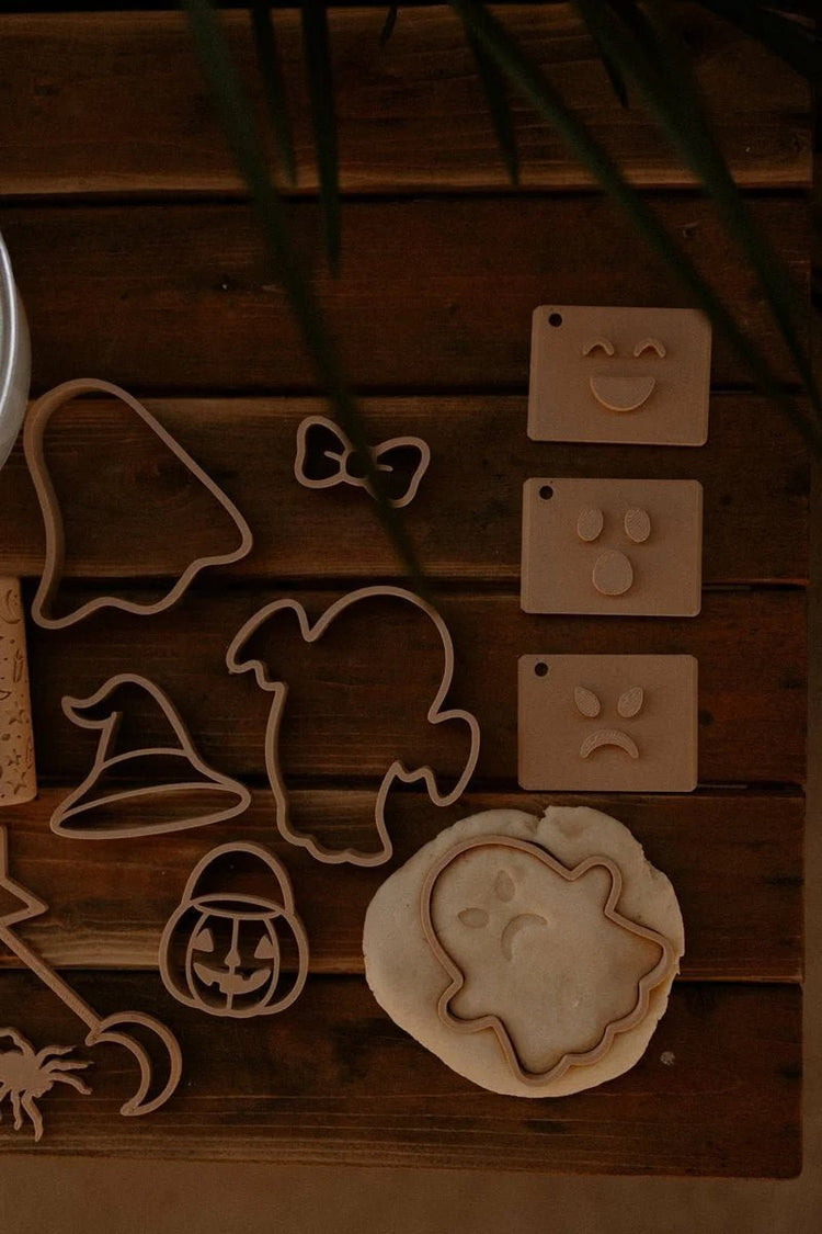 KINFOLK PANTRY | HALLOWEEN GHOST STAMP & CUTTER SET by KINFOLK PANTRY - The Playful Collective