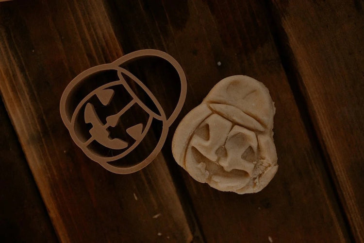 KINFOLK PANTRY | HALLOWEEN GHOST STAMP & CUTTER SET by KINFOLK PANTRY - The Playful Collective