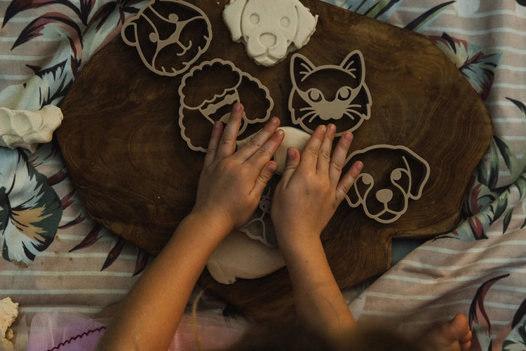 KINFOLK PANTRY | PETS ANIMAL FACES ECO CUTTER™ SET OF 5 by KINFOLK PANTRY - The Playful Collective