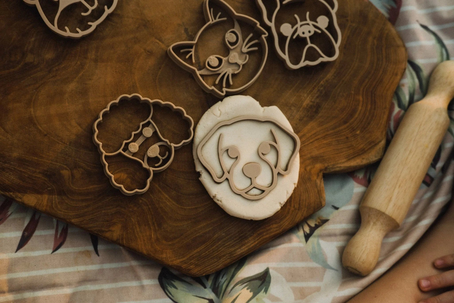 KINFOLK PANTRY | PETS ANIMAL FACES ECO CUTTER™ SET OF 5 by KINFOLK PANTRY - The Playful Collective