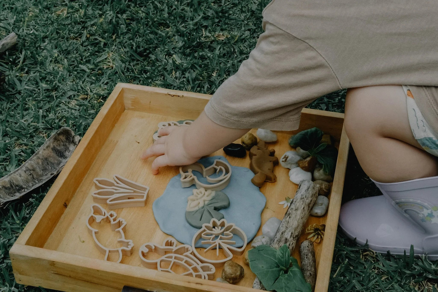 KINFOLK PANTRY | POND LIFE ECO CUTTER™ SET by KINFOLK PANTRY - The Playful Collective