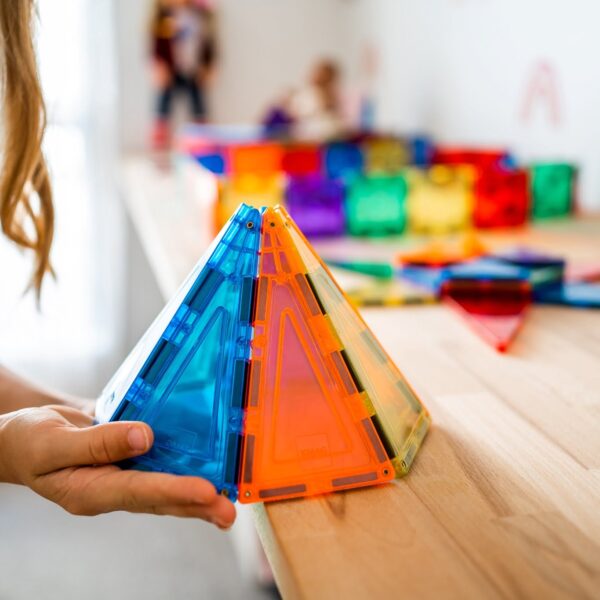 LEARN & GROW | MAGNETIC TILES BASE PACK - 64 PIECE SET *PRE-ORDER* by LEARN & GROW TOYS - The Playful Collective