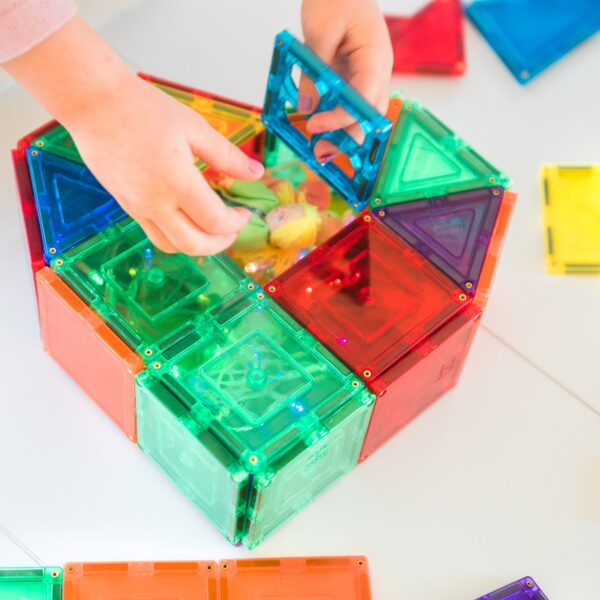 LEARN & GROW | MAGNETIC TILES BASE PACK - 64 PIECE SET *PRE-ORDER* by LEARN & GROW TOYS - The Playful Collective