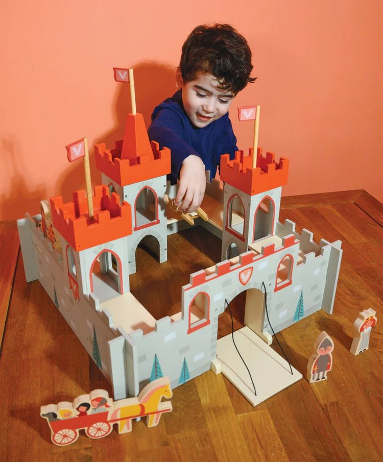 MENTARI | KING'S CASTLE by MENTARI - The Playful Collective