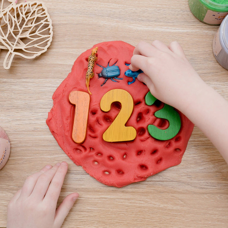 PLAY SENSE | PLAYDOUGH - BRIGHT RED (CHERRY SCENTED) by PLAY SENSE - The Playful Collective