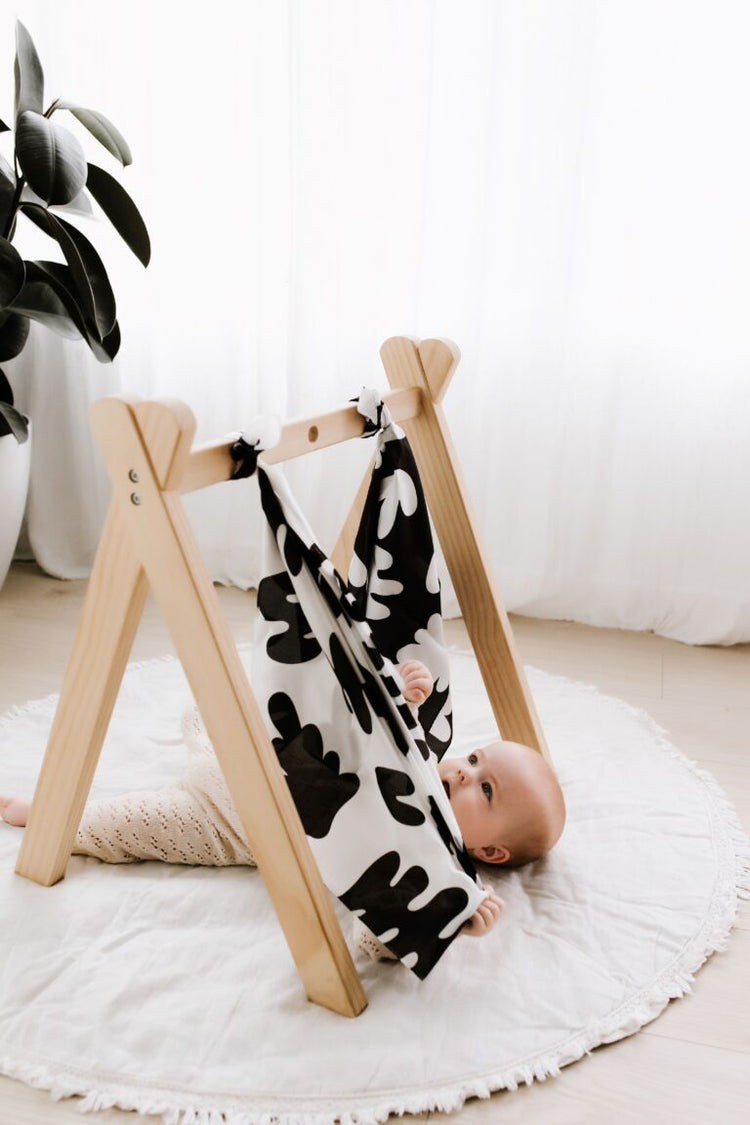 PLAY SILKIES | LITTLE ABSTRACT PLAY SILKS by PLAY SILKIES - The Playful Collective