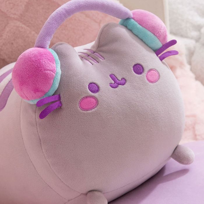 PUSHEEN | PLUSH - GAMER GIRL: LOG SQUISHEEN by PUSHEEN - The Playful Collective
