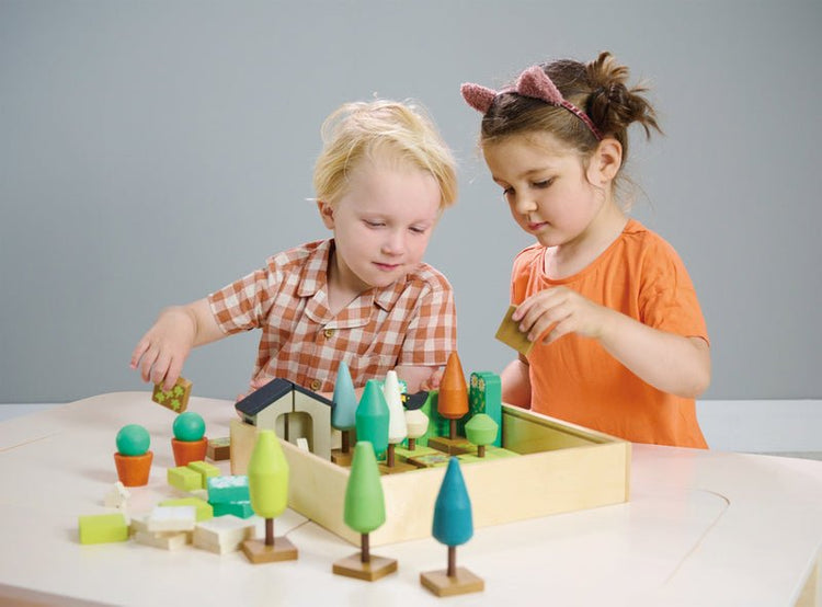 TENDER LEAF TOYS | LITTLE GARDEN DESIGNER SET by TENDER LEAF TOYS - The Playful Collective