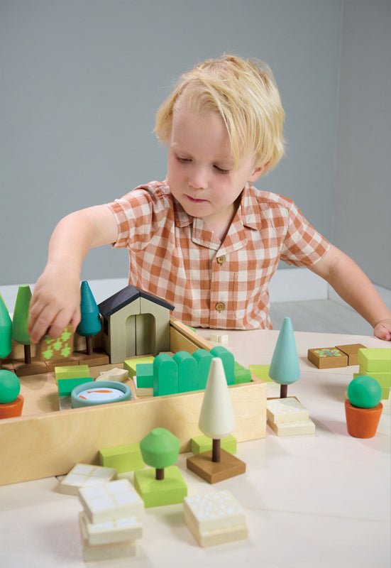 TENDER LEAF TOYS | LITTLE GARDEN DESIGNER SET by TENDER LEAF TOYS - The Playful Collective