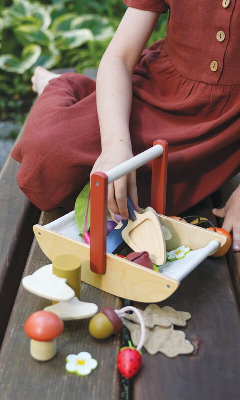 TENDER LEAF TOYS | WILD WOOD FORAGING TRUG (BASKET) by TENDER LEAF TOYS - The Playful Collective