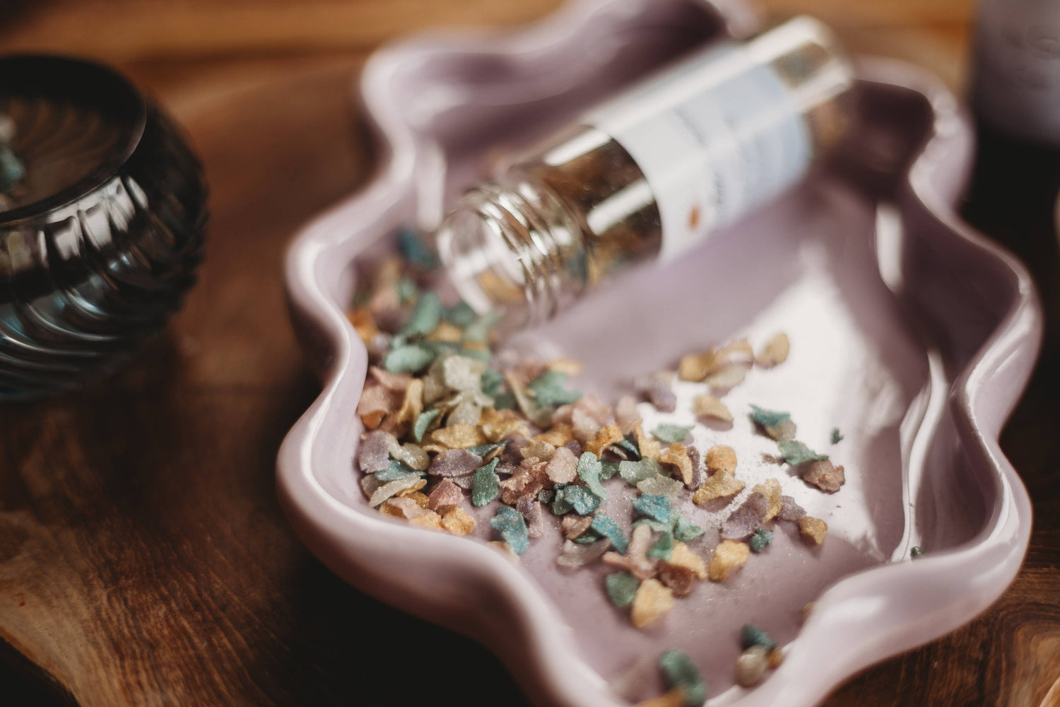 THE SALTWATER COLLECTIVE | MERMAID SCALES - IRIDESCENT SCALES POTION ADD - ON 40G by THE SALTWATER COLLECTIVE - The Playful Collective