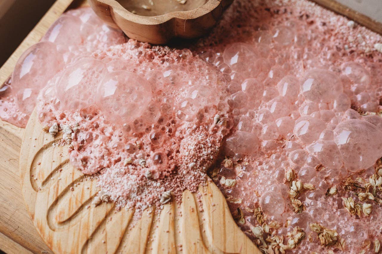 THE SALTWATER COLLECTIVE | NAUTILUS SHELL - SALTWATER FIZZ 250G by THE SALTWATER COLLECTIVE - The Playful Collective