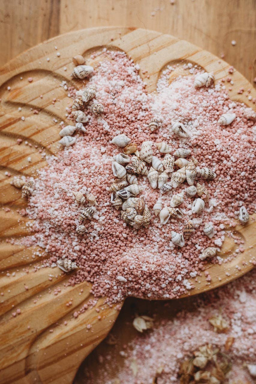 THE SALTWATER COLLECTIVE | NAUTILUS SHELL - SALTWATER FIZZ 250G by THE SALTWATER COLLECTIVE - The Playful Collective