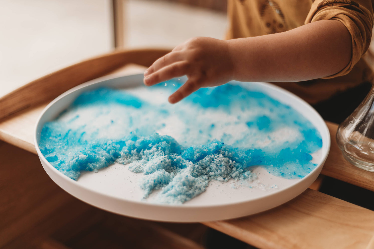 THE SALTWATER COLLECTIVE | OCEAN FLUFF - BLUE INSTANT SNOW by THE SALTWATER COLLECTIVE - The Playful Collective