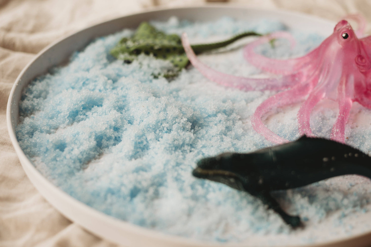 THE SALTWATER COLLECTIVE | OCEAN FLUFF - BLUE INSTANT SNOW by THE SALTWATER COLLECTIVE - The Playful Collective