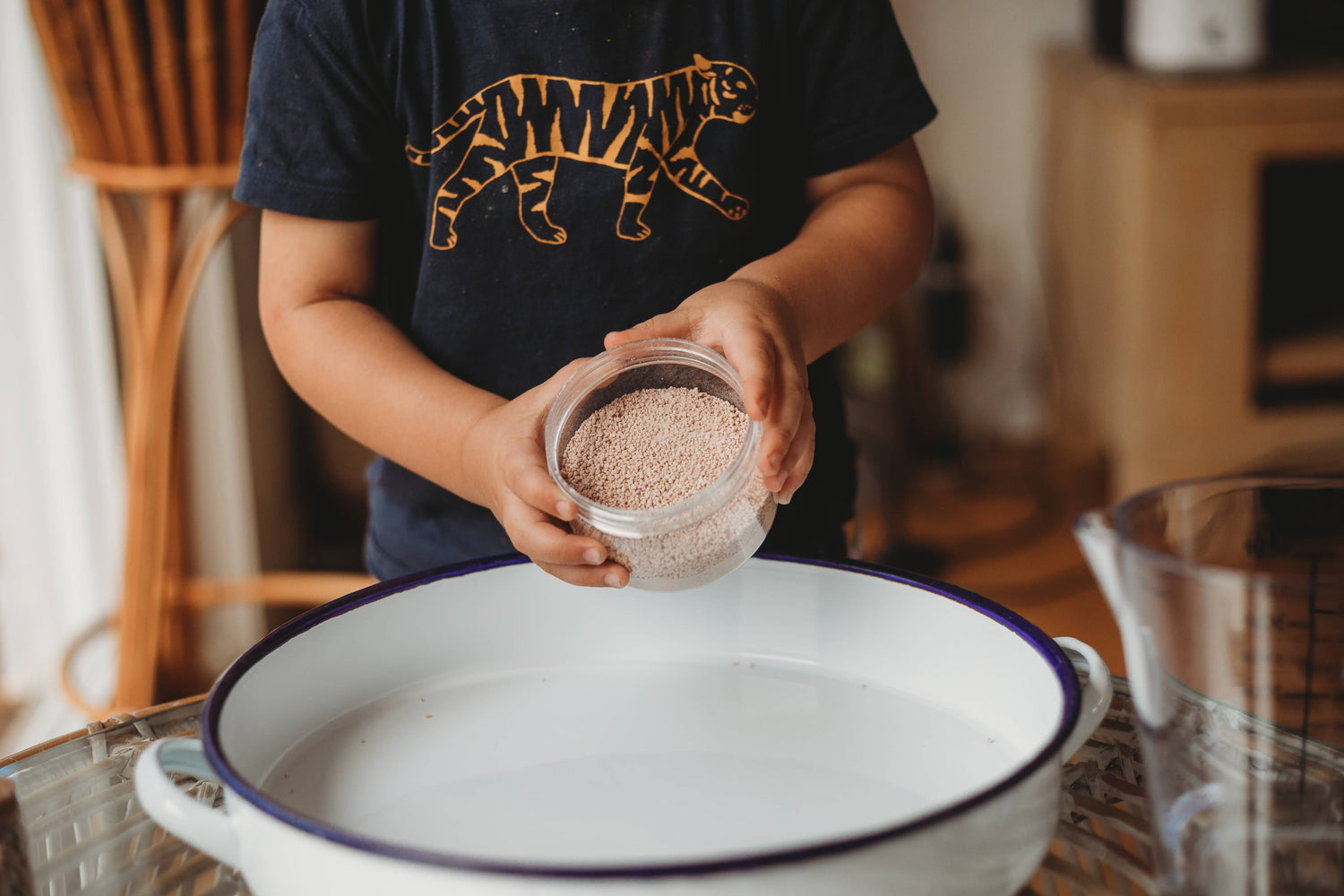 THE SALTWATER COLLECTIVE | ROCKPOOL BROWN - SALTWATER FIZZ 250G by THE SALTWATER COLLECTIVE - The Playful Collective