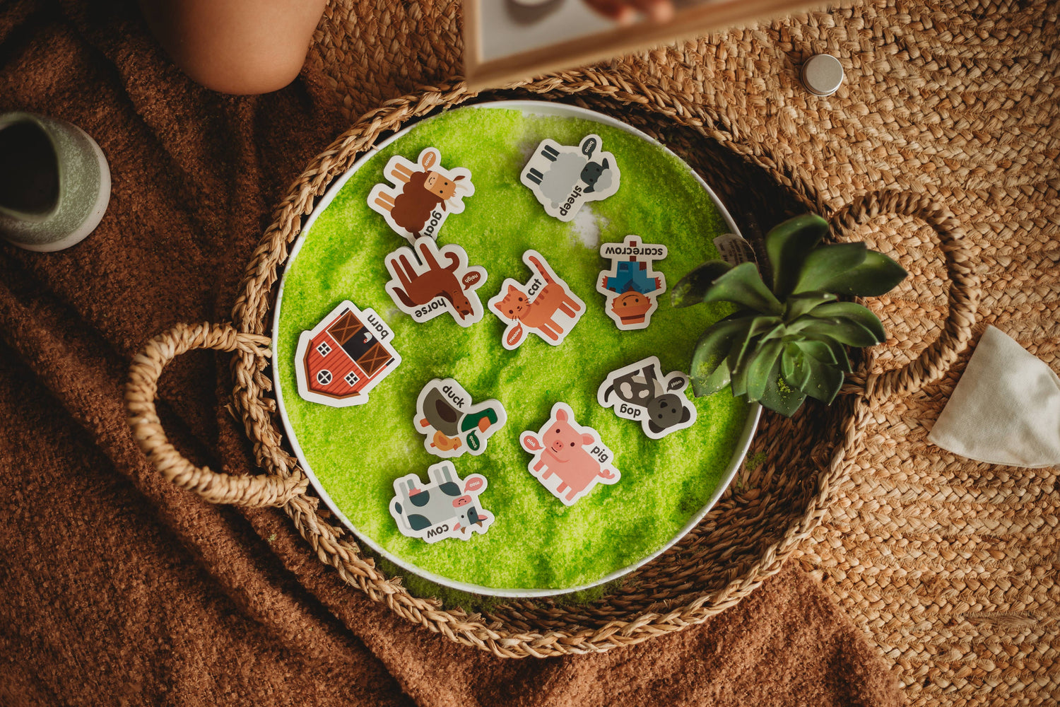 THE SALTWATER COLLECTIVE | SEA GRASS FLUFF - GREEN INSTANT SNOW by THE SALTWATER COLLECTIVE - The Playful Collective