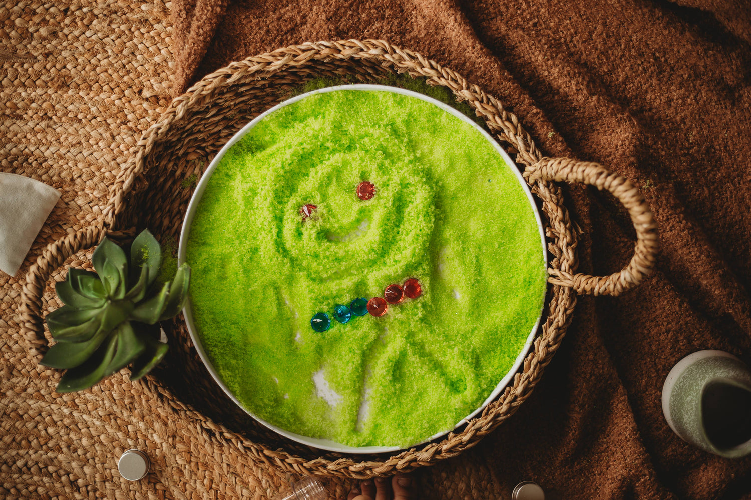 THE SALTWATER COLLECTIVE | SEA GRASS FLUFF - GREEN INSTANT SNOW by THE SALTWATER COLLECTIVE - The Playful Collective