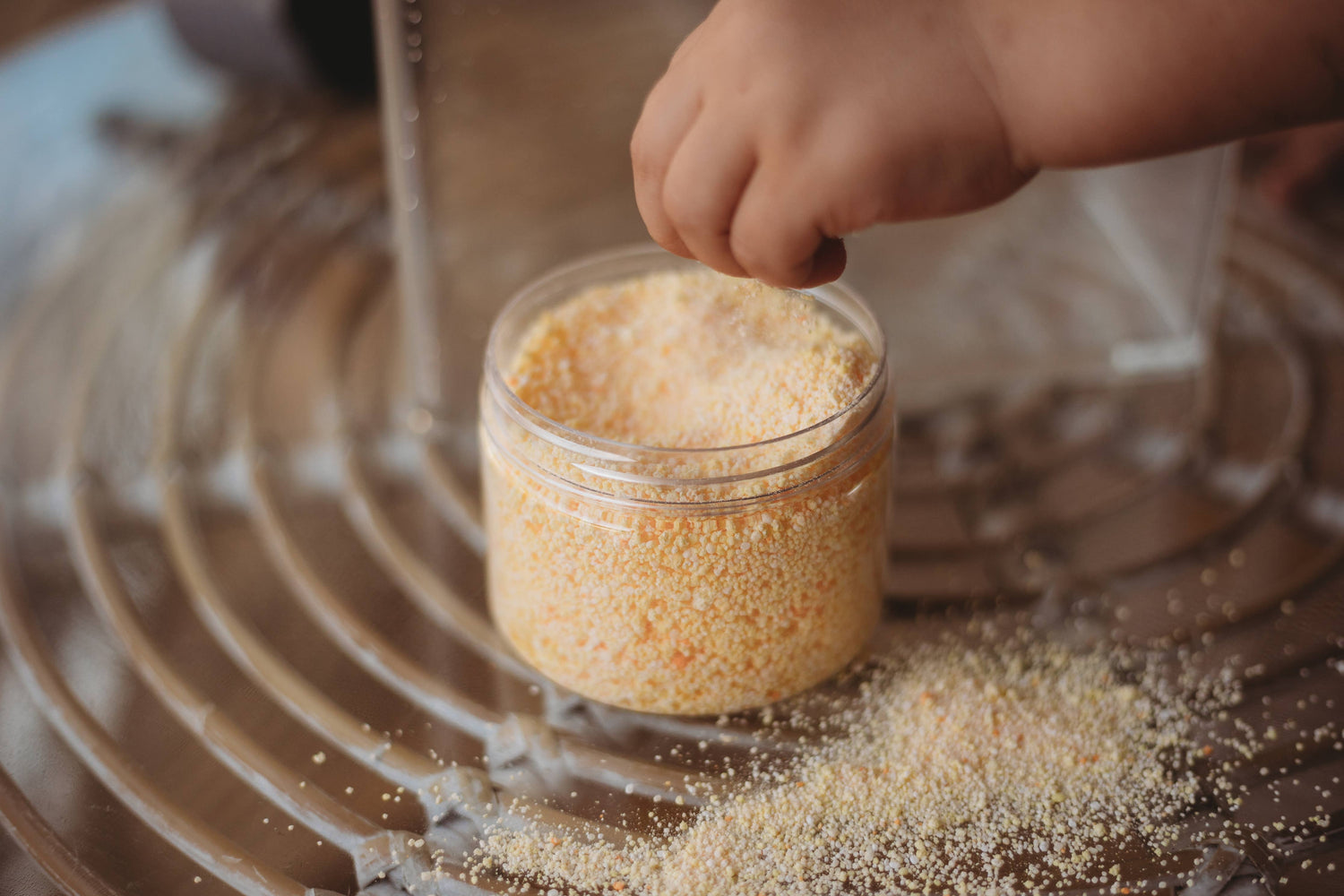 THE SALTWATER COLLECTIVE | SUNSHINE YELLOW - SALTWATER FIZZ 250G by THE SALTWATER COLLECTIVE - The Playful Collective