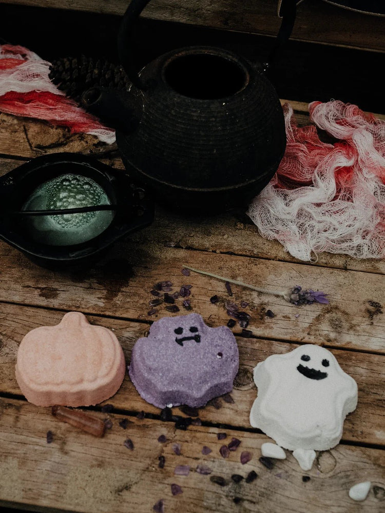 WILD MOUNTAIN CHILD | CUTIE CAULDRON CREW PLAY FIZZ - HALLOWEEN LIMITED EDITION by WILD MOUNTAIN CHILD - The Playful Collective