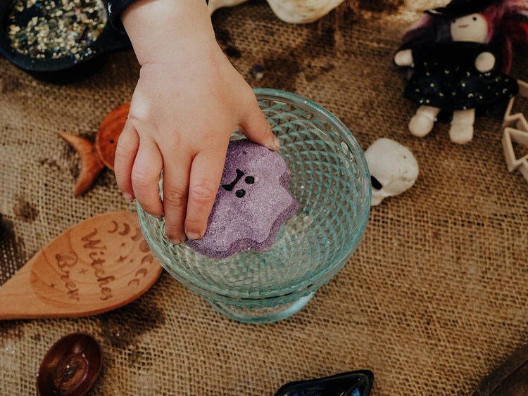 WILD MOUNTAIN CHILD | CUTIE CAULDRON CREW PLAY FIZZ - HALLOWEEN LIMITED EDITION by WILD MOUNTAIN CHILD - The Playful Collective