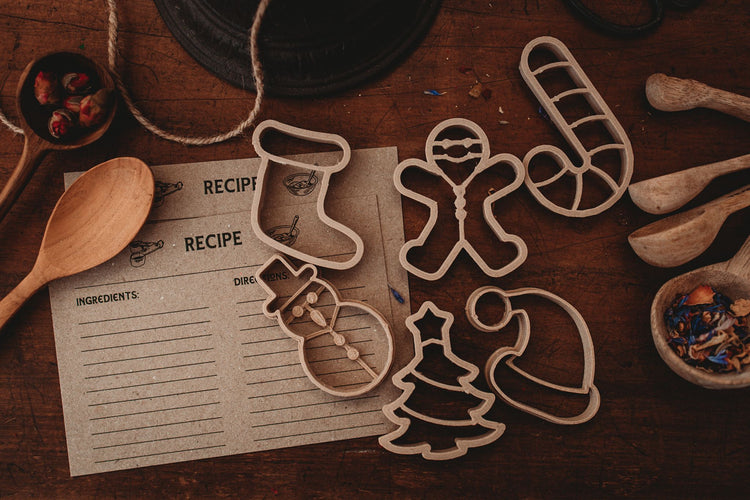 MINI CHRISTMAS ECO CUTTER SET  by KINFOLK PANTRY