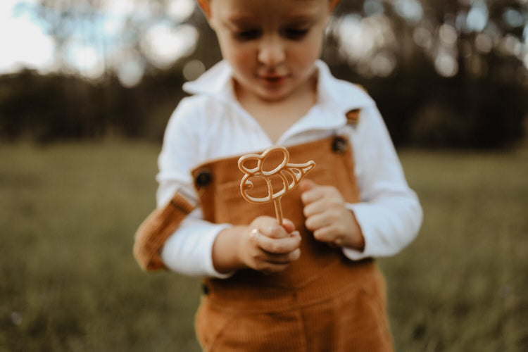 BEE ECO BUBBLE WAND by KINFOLK PANTRY - The Playful Collective