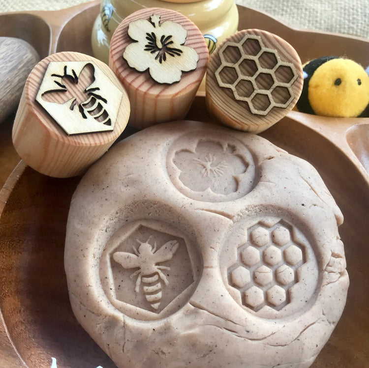BEE PLAYDOUGH STAMPS by BEADIE BUG PLAY - The Playful Collective