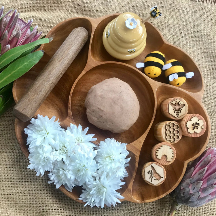 BEE PLAYDOUGH STAMPS by BEADIE BUG PLAY - The Playful Collective