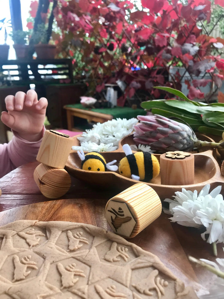 BEE PLAYDOUGH STAMPS by BEADIE BUG PLAY - The Playful Collective
