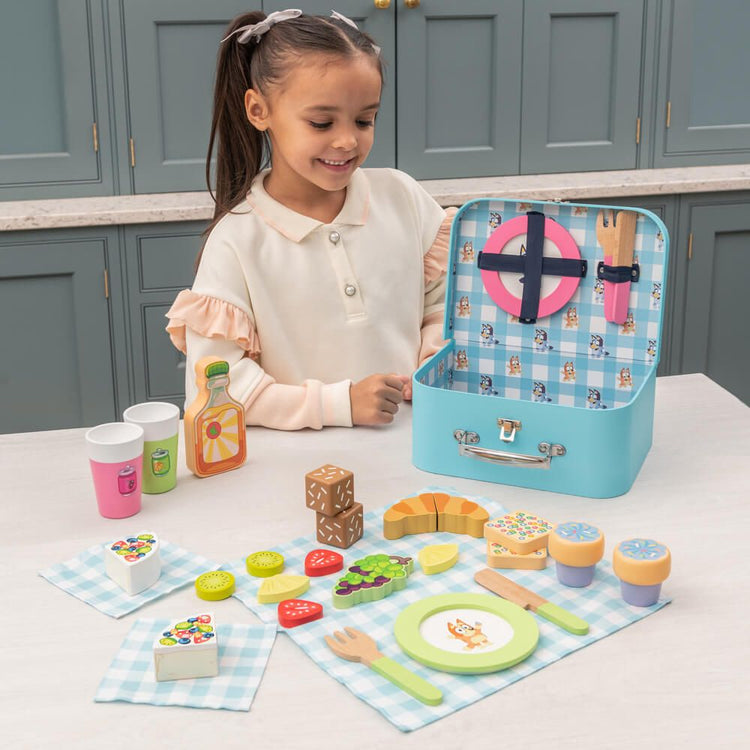 BLUEY | PICNIC BASKET SET by BLUEY - The Playful Collective