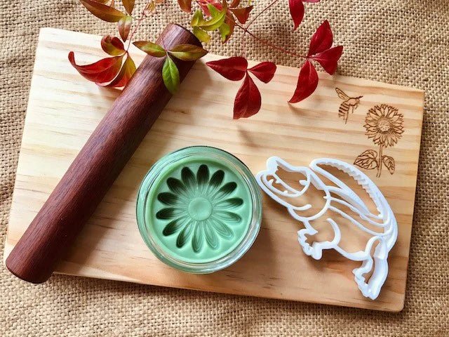 CROCODILE BIO CUTTER by BEADIE BUG PLAY - The Playful Collective