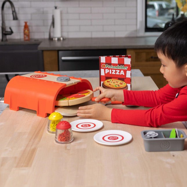 FAT BRAIN TOYS | PRETENDABLES BACKYARD PIZZA OVEN SET by FAT BRAIN TOYS - The Playful Collective