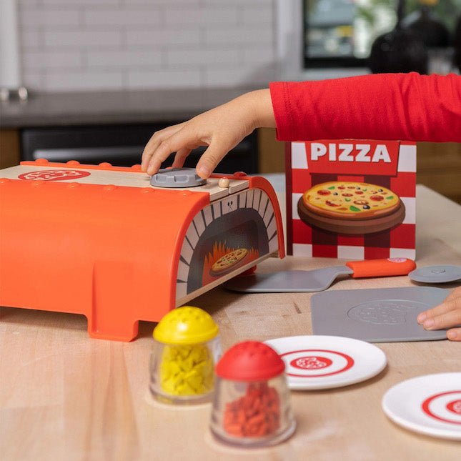 FAT BRAIN TOYS | PRETENDABLES BACKYARD PIZZA OVEN SET by FAT BRAIN TOYS - The Playful Collective