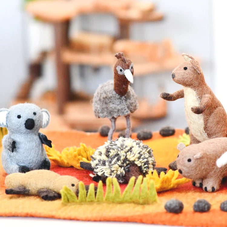 FELT KANGAROO TOY (AUSTRALIAN ANIMAL) by TARA TREASURES - The Playful Collective