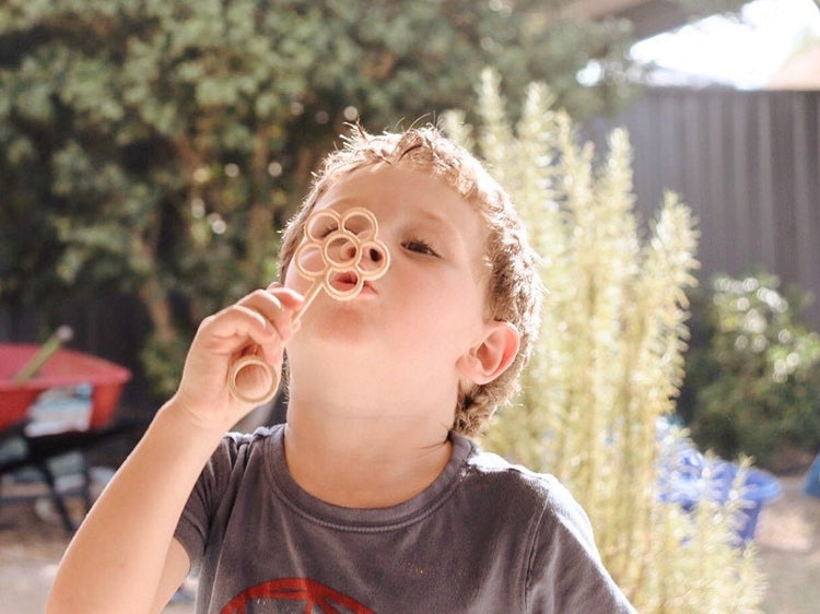 FLOWER ECO BUBBLE WAND by KINFOLK PANTRY - The Playful Collective