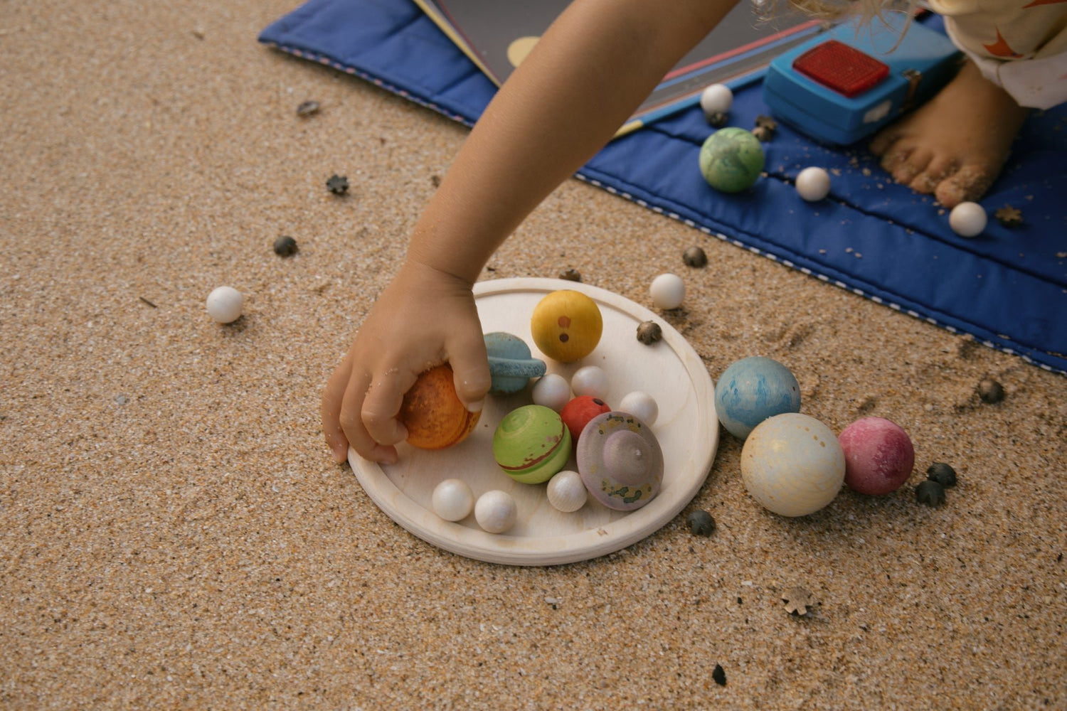 GRAPAT | DEAR UNIVERSE by GRAPAT - The Playful Collective
