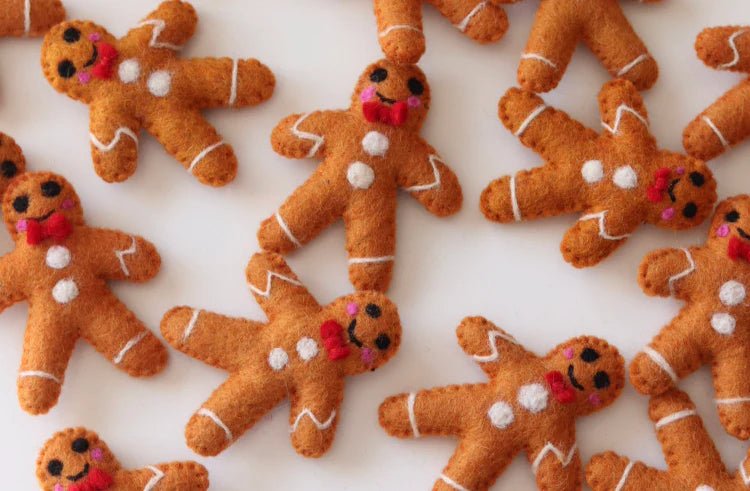 JUNI MOON | FELT GINGERBREAD KID (2 STYLES) Ginger - pink hearts by JUNI MOON - The Playful Collective