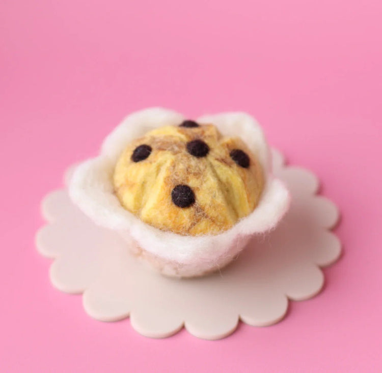 JUNI MOON | MUFFINS IN PAPER (MULTIPLE STYLES WITH OPTIONAL TRAY) Raspberry White Chocolate by JUNI MOON - The Playful Collective