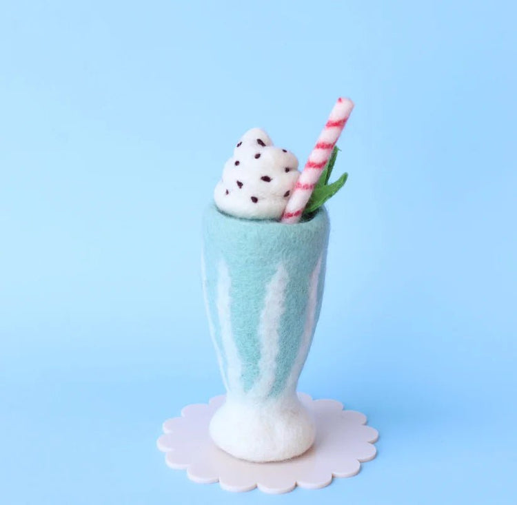 JUNI MOON | SHAKE IT UP MILKSHAKES & SMOOTHIES Blue Heaven Milkshake by JUNI MOON - The Playful Collective
