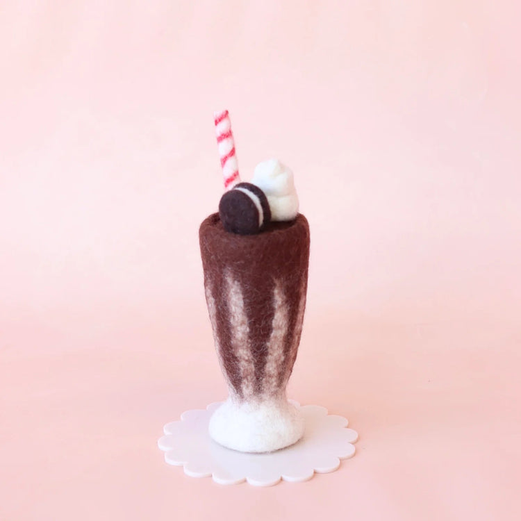 JUNI MOON | SHAKE IT UP MILKSHAKES & SMOOTHIES Cookies & Cream by JUNI MOON - The Playful Collective