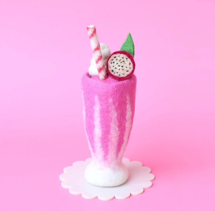 JUNI MOON | SHAKE IT UP MILKSHAKES & SMOOTHIES Dragonfruit Smoothie by JUNI MOON - The Playful Collective