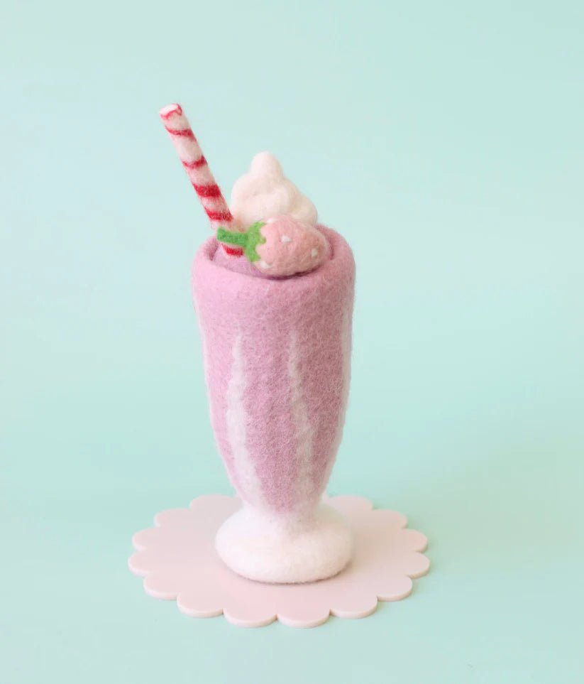JUNI MOON | SHAKE IT UP MILKSHAKES & SMOOTHIES Strawberry Milkshake by JUNI MOON - The Playful Collective