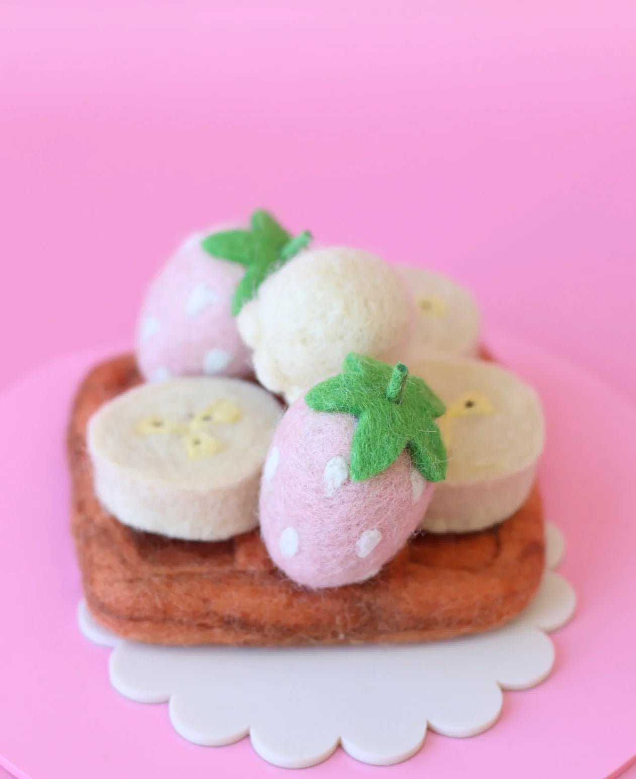 JUNI MOON | WAFFLES WITH BANANA, STRAWBERRIES & ICE CREAM SET (7 PIECE SET) by JUNI MOON - The Playful Collective